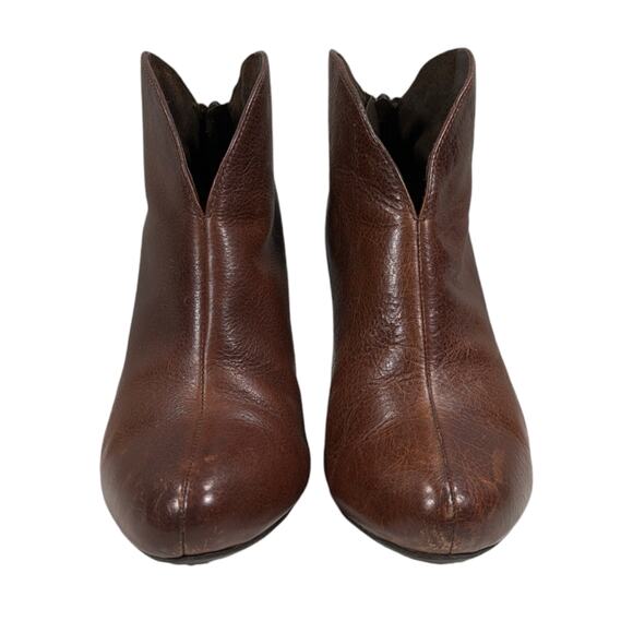 Born Crown Distressed Ankle Booties GUC Size 6 M/W S2957 - Picture 4 of 11